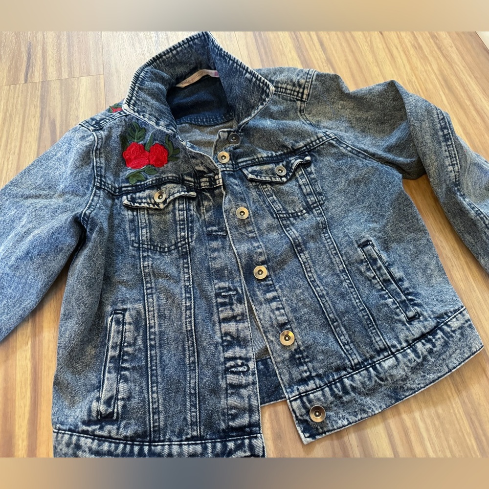 Rhetro 80s style stone washed jeans jacket with rose embroidery large